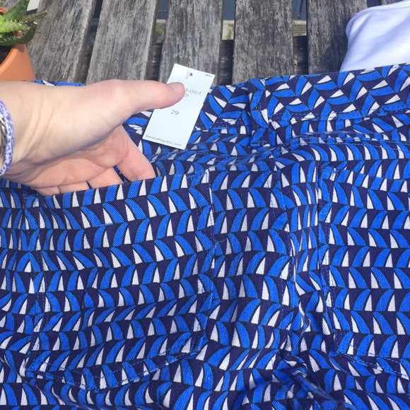 ⭐️HP⭐️Geometric Print Jeans 👖 - Picture 6 of 8